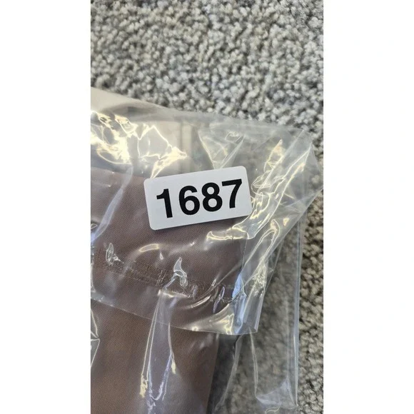 NWT Athleta Brown & Cream Size 2X Long Sleeve Pullover Active Wear Stretch Top - Picture 12 of 12